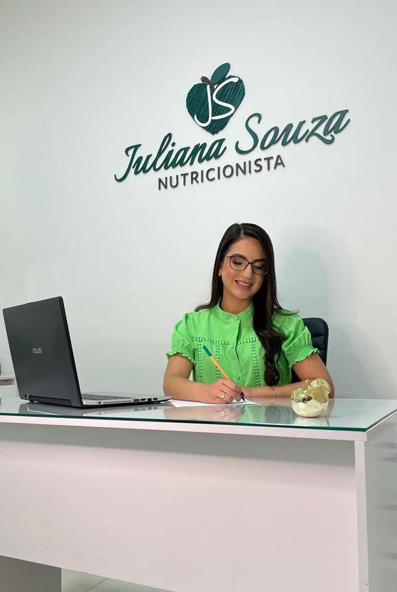 Juliana Souza no consultório